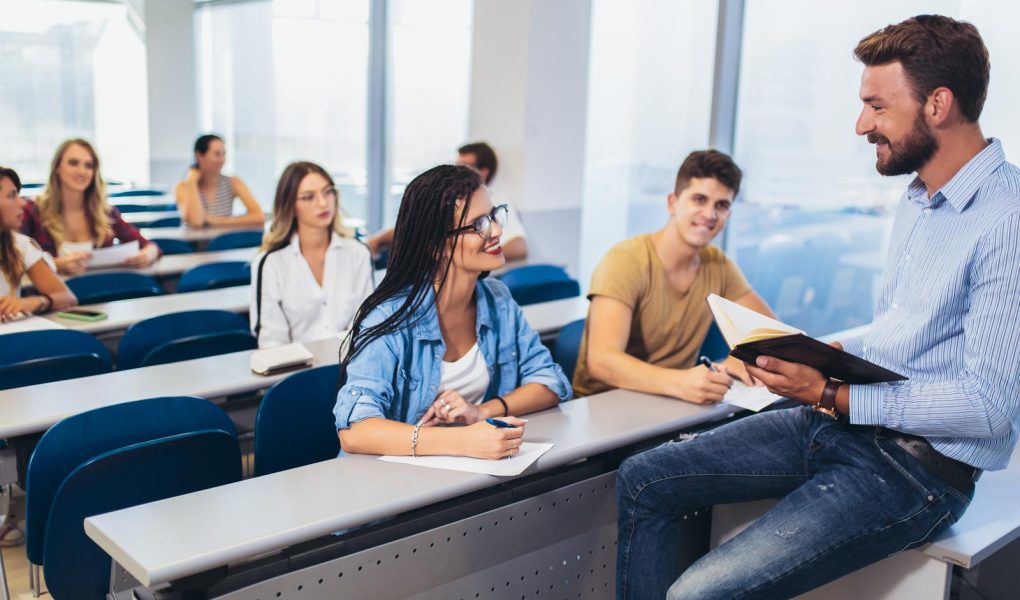 Scuole serali a Terracina